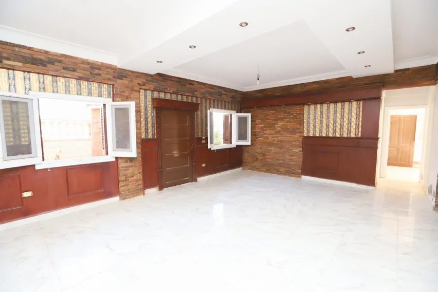 فيلا للبيع 320م الساحل الشمالى (قريه سلاح المهندسين بالقرب من من كارفور العروبه)