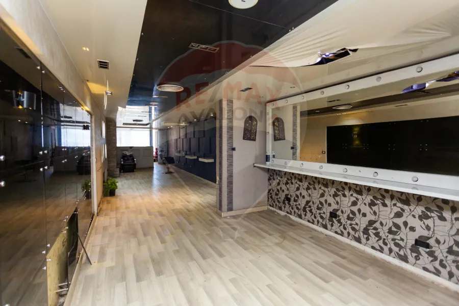 Shop for rent 182 m Loran (Abdel Salam Arif St.)
