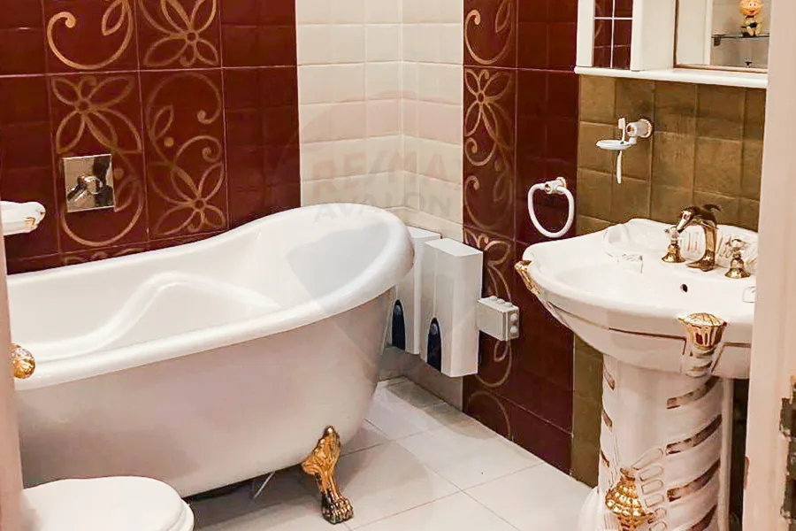 Apartment for sale 600 m San Stefano (Al Nahhas Building)