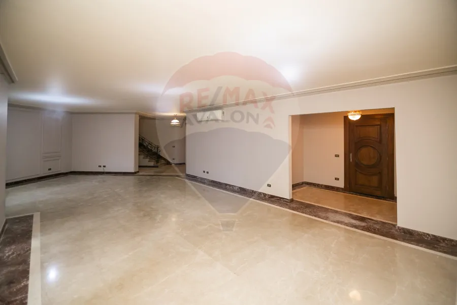 شقه دوبلكس للبيع 650 م كفر عبده (متفرع من ش كفر عبده - عماره براند