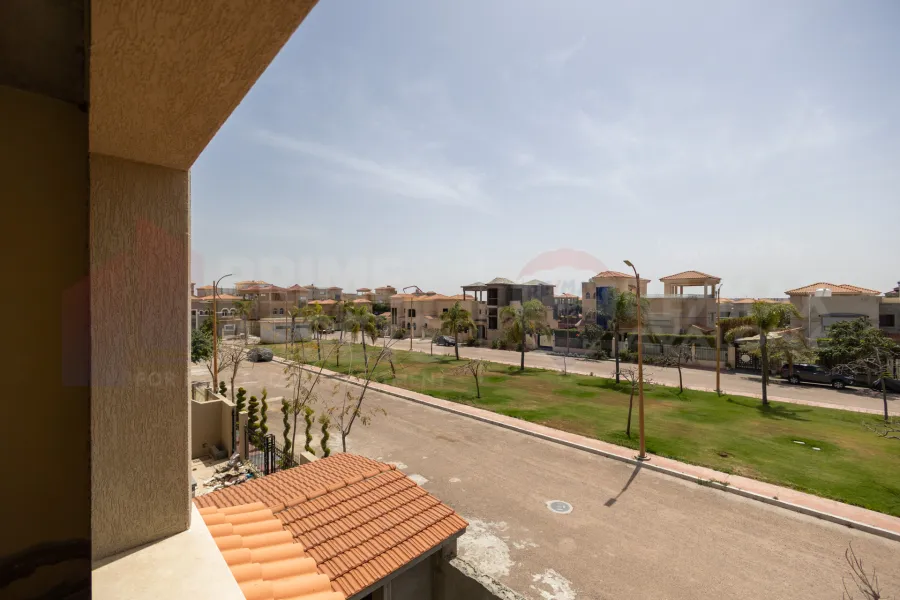 فيلا توين هاوس للبيع 360 م كينج مريوط (اليكس ويست)