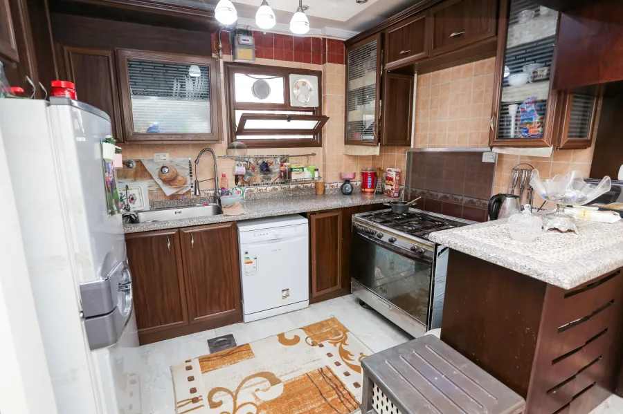 Apartment for sale 165 m Janaklis (Between tram station & Abo Qir St.)