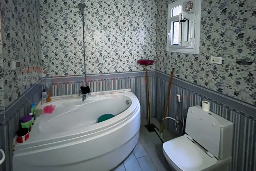 شقة للبيع 150 م الإبراهيمية (ش لاجيتيه)