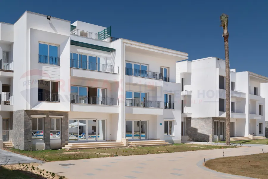 Ground chalet with garden for sale (Sea View - Ras El Hekma) 80 m