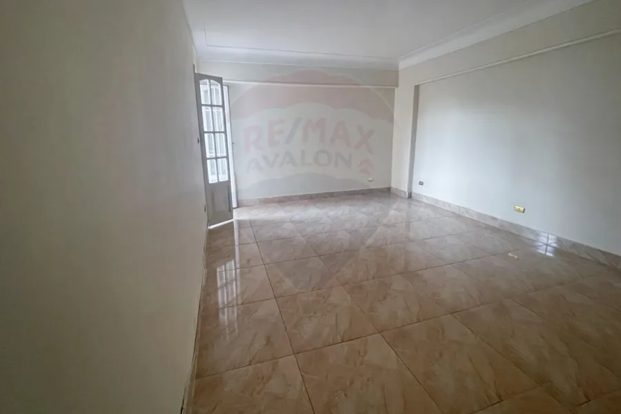 Apartment for rent 180 m Gleem (Steps from Abo Qur st)