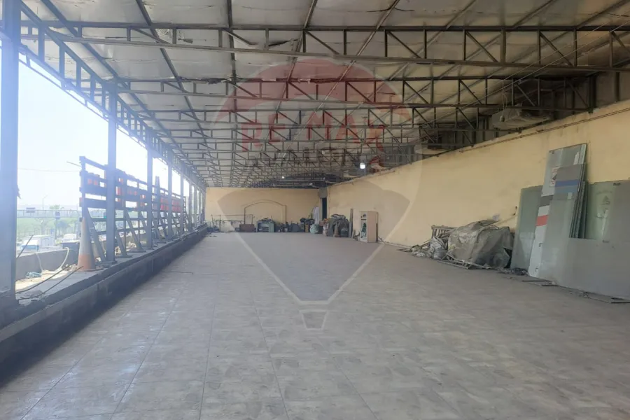 ميزان للايجار 2,000 م مطار النزهه (الطريق السريع)