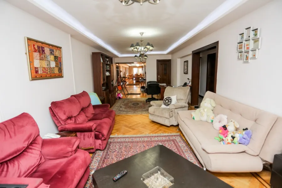 Apartment For Sale 380m Zezinia (Steps From Four Seasons)