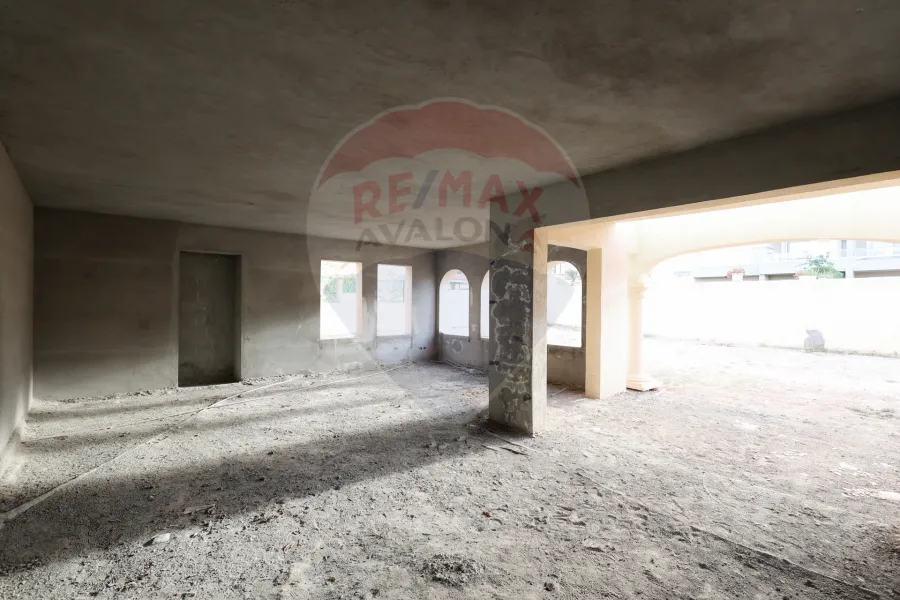 Stand alone villa for sale 840 m King Mariot (Alex West - Antoniades - model V3)