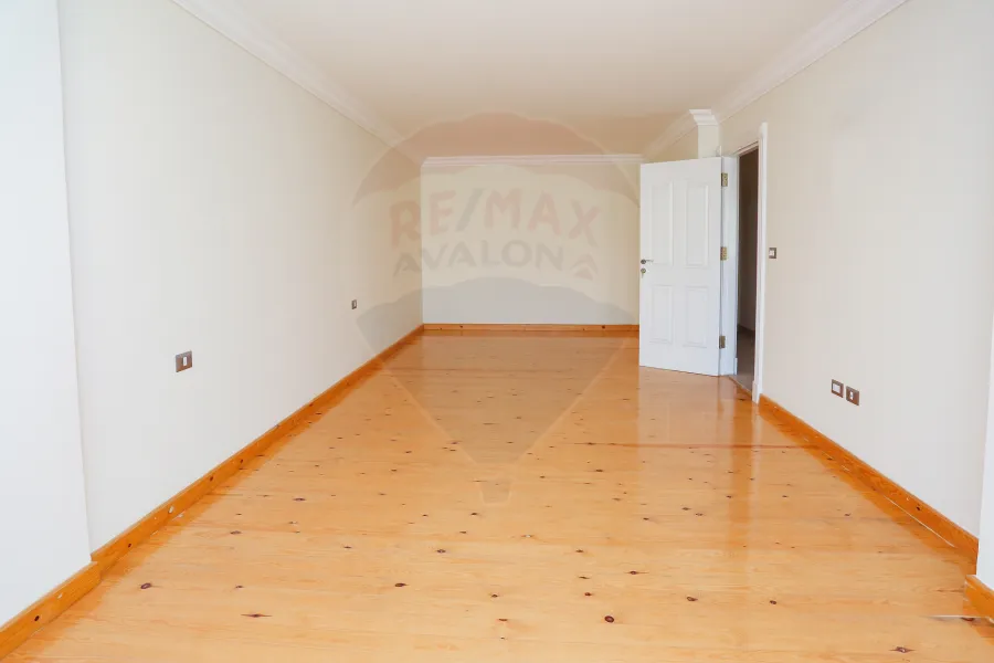 Apartment for Rent 285 m Smouha (solik towers)