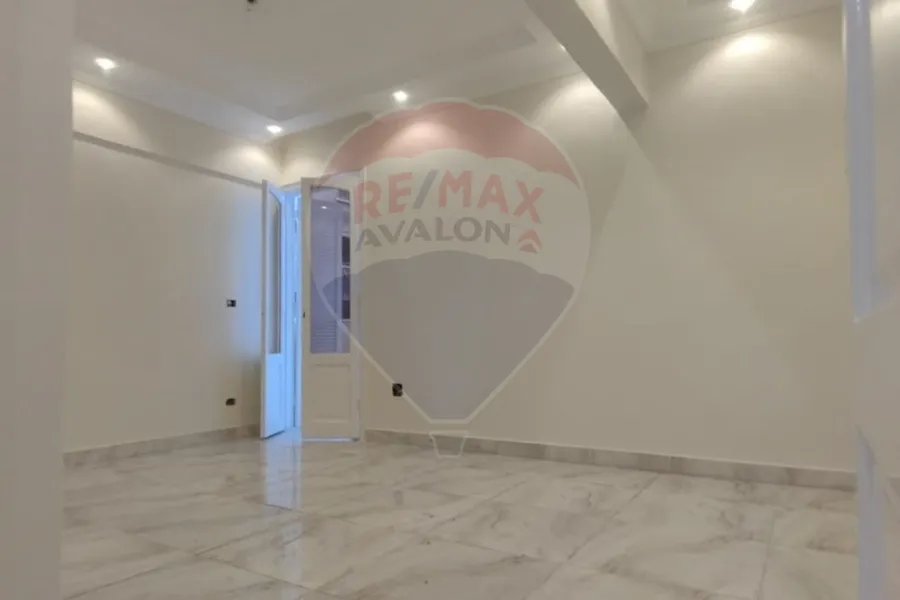 شقة للبيع 155 م سبورتنج (ش أحمد علام)