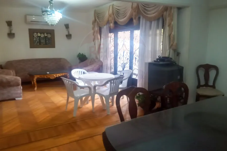 شقة للبيع 140 م المعمورة الشاطئ (ش الشرطة)