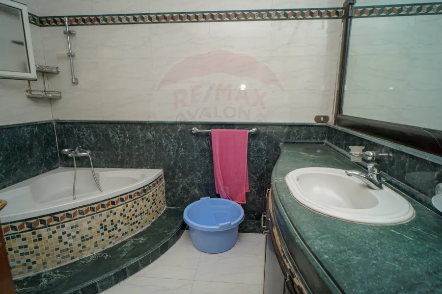 Apartment for Sale 213 m Stanley (Abdelaziz Fahmy St.)