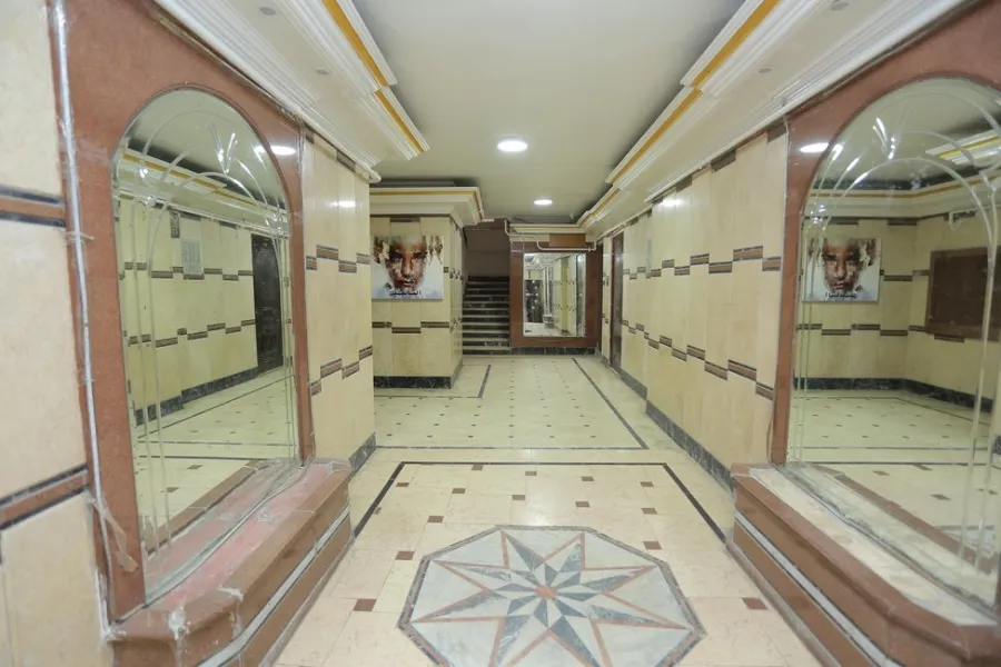 شقة للبيع 140م المندرة بحري -  ثاني نمره من البحر