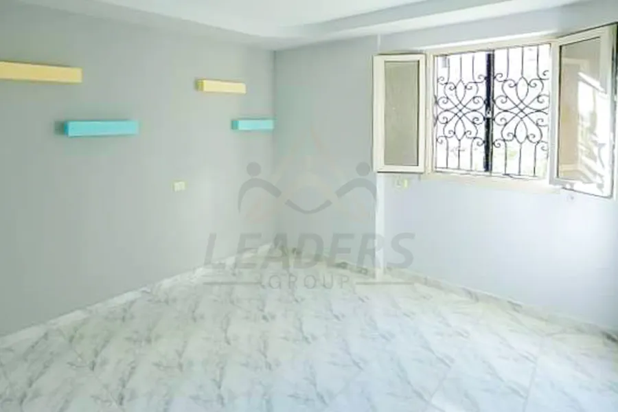 مكتب للايجار المفروش 200 م سموحه (خطوات من فوزي معاذ)