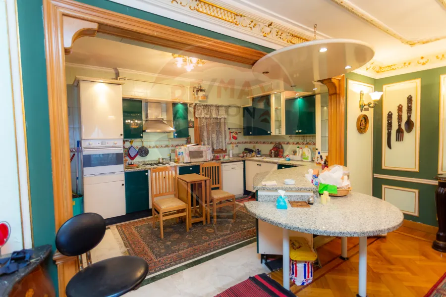 Apartment for sale 319 m Zezinia (Directly on the sea)