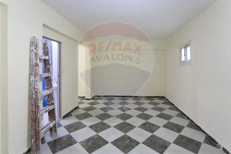 شقة 160 م + رووف 160 م للبيع فلمنج (ش مصطفي كامل)