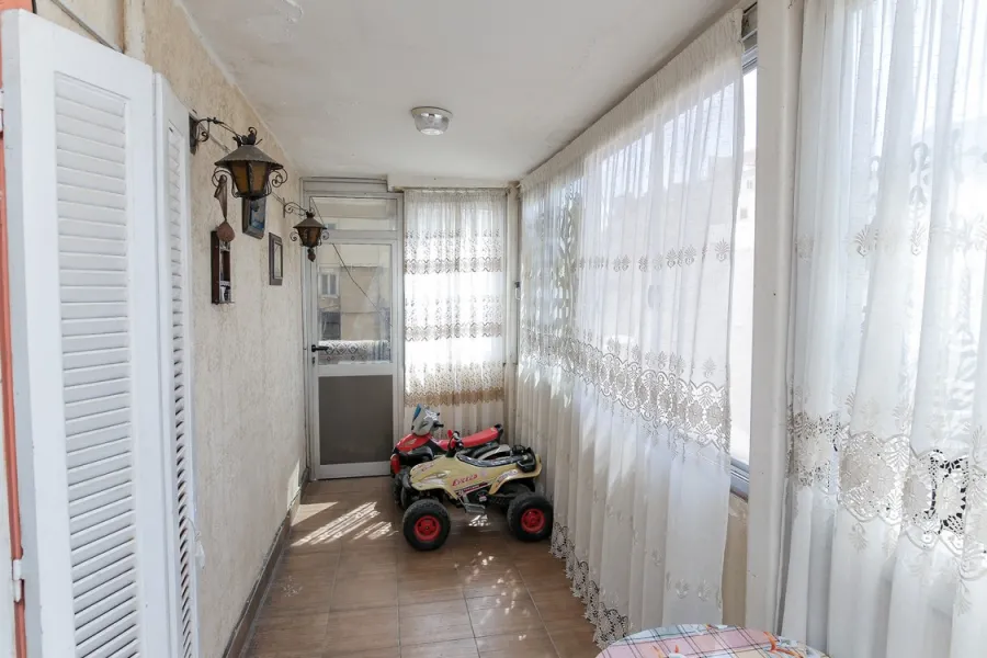 Apartment for sale 250m Roushdy (Tram Station.)