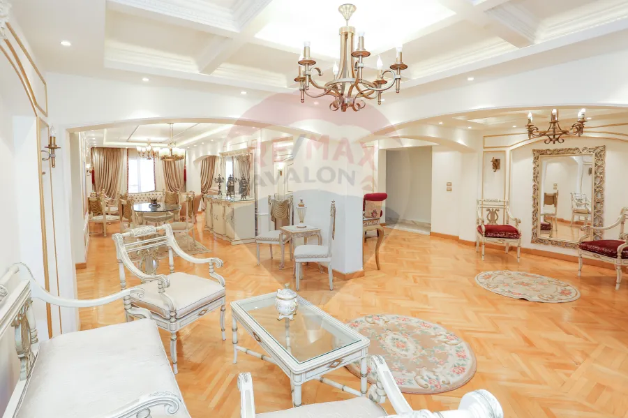 (شقة للبيع 279 م سموحة (كومباوند فيروزة سموحة