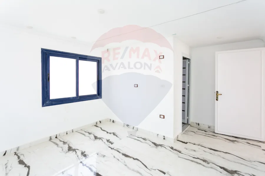 فيلا ستاند الون للبيع (قرطاج) 235 م