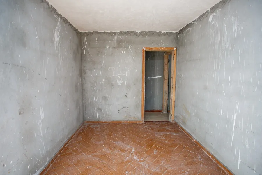 شقة للبيع 135م العجمي (ش البيطاش الرئيسى)