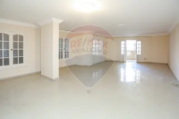 شقه للبيع  200 م سان ستيفانو (خطوات من سان ستيفانو و البحر)