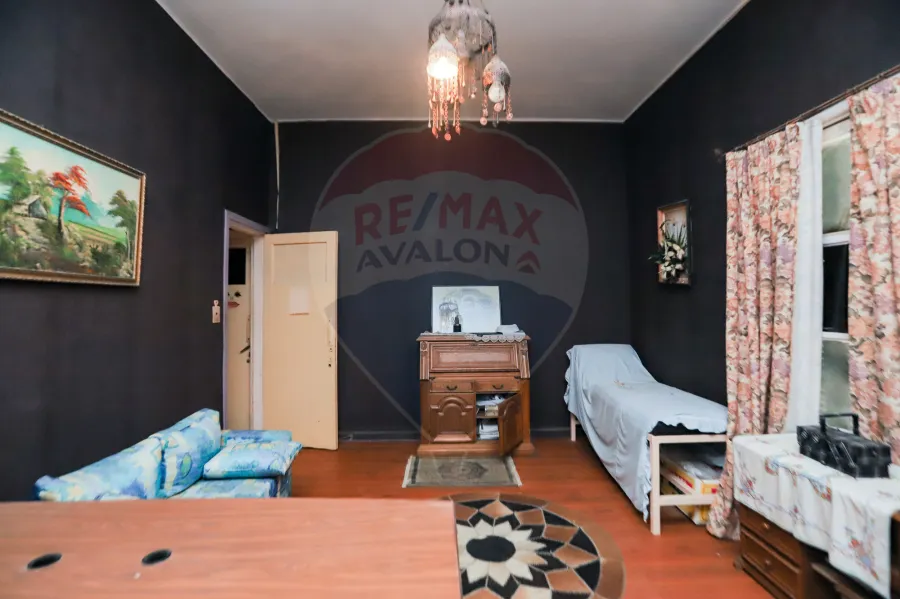 Villa for sale 1200 m - Kafr Abdo ( Steps From Almrkz Alskafi Albritani )