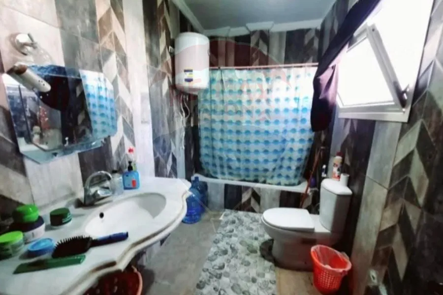 شقة دوبلكس للبيع 270 م المندرة (متفرع من ش جمال عبد الناصر)