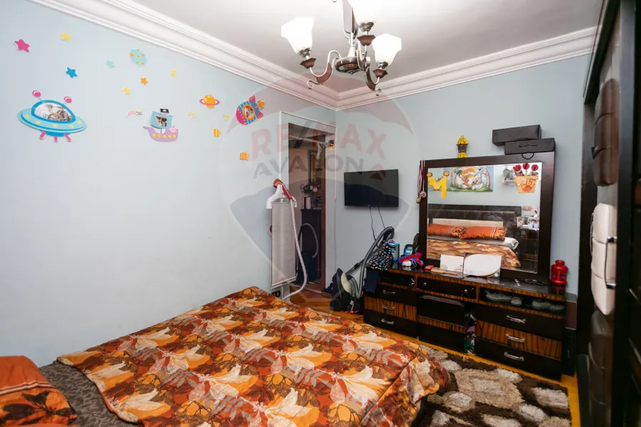 Apartment for sale 175 m Kafr Abdo (Steps from Kiroseiz Mall in front of Mostafa Kamel)