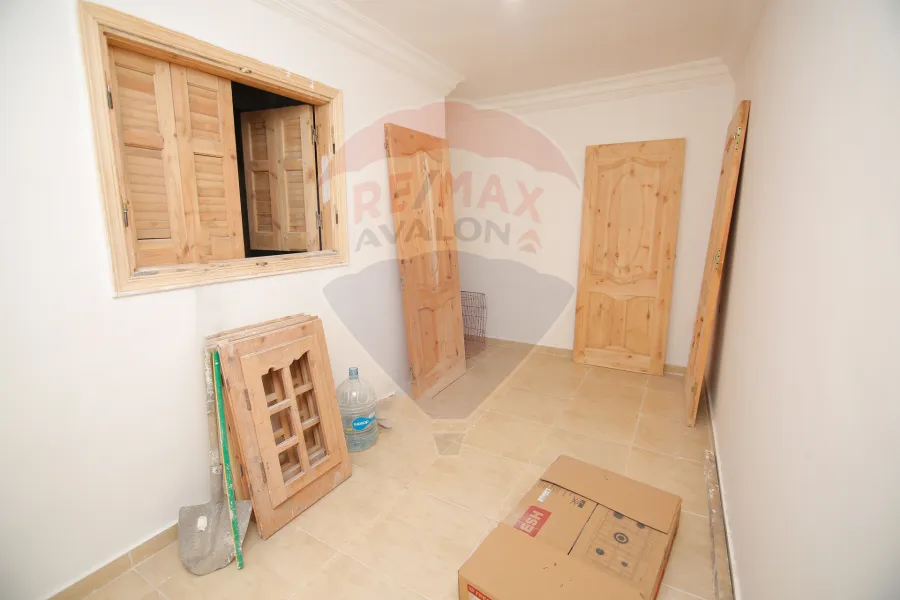 (شقة للبيع 170 م كليوباترا (سادس نمرة م البحر