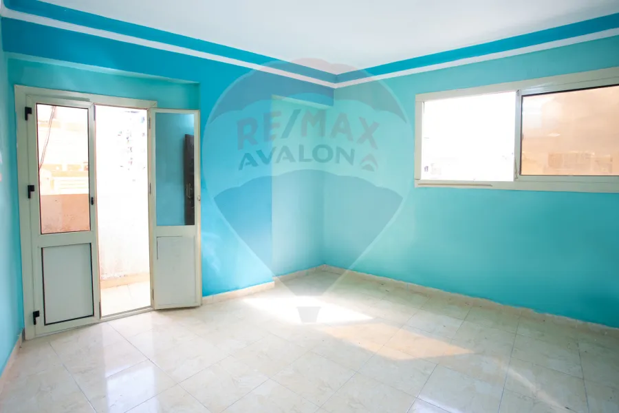 Apartment for sale 120 m in Sidi Gaber (Cleopatra - steps from Abu Kir Street)