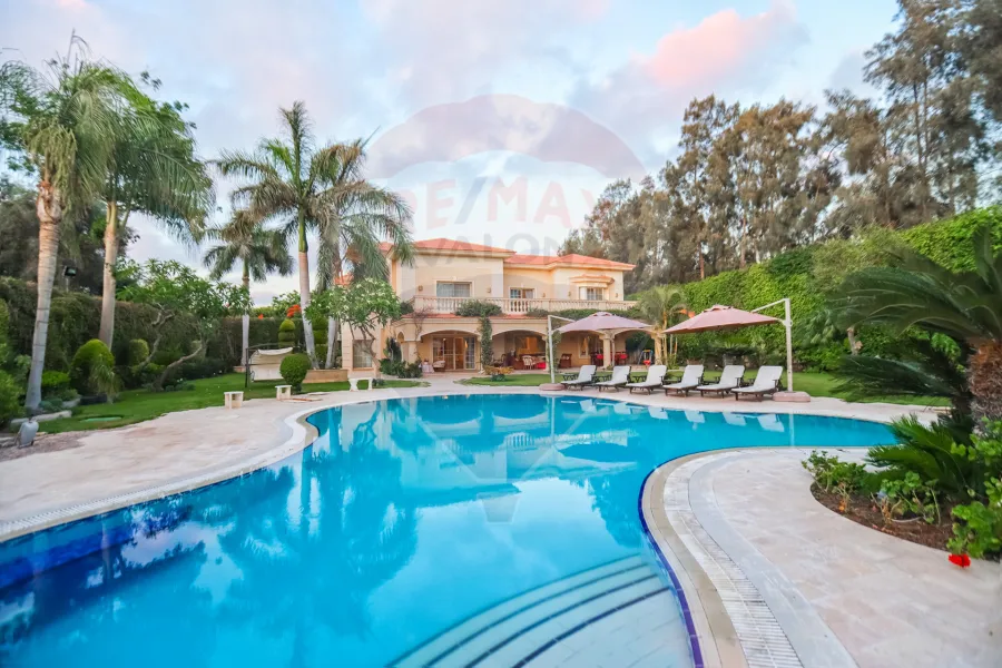 villa for sale 3,000 m King Mariout (Qusor area)