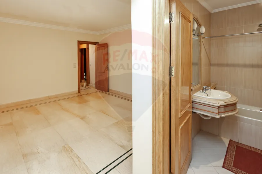 شقة للبيع لوران (ش إبراهيم نصير) 190 م