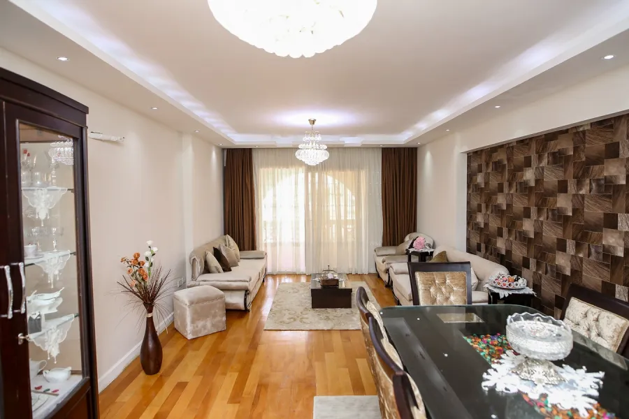 شقة للبيع 155م المندرة  (كمبوند مرسيليا فلورانس)