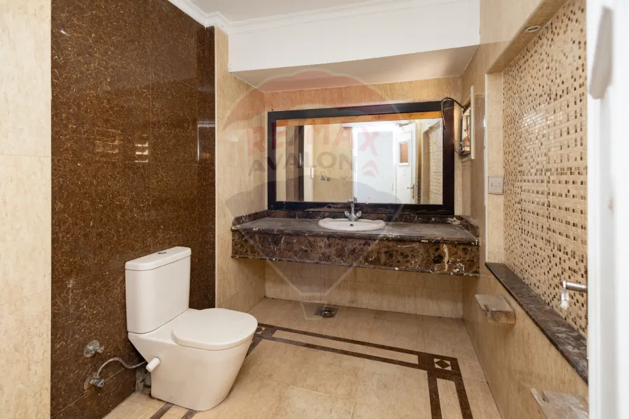 Adminstrative Building for rent 1000 m Kafr Abdo (Ahmed Abdelaziz St.)