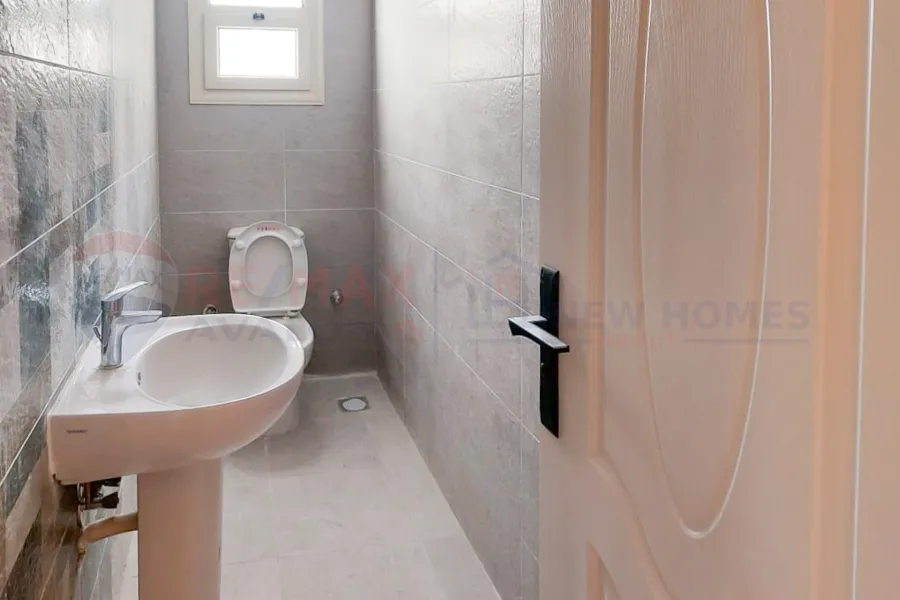 شقة للايجار 166 م سموحة (فالوري انطونيادس)