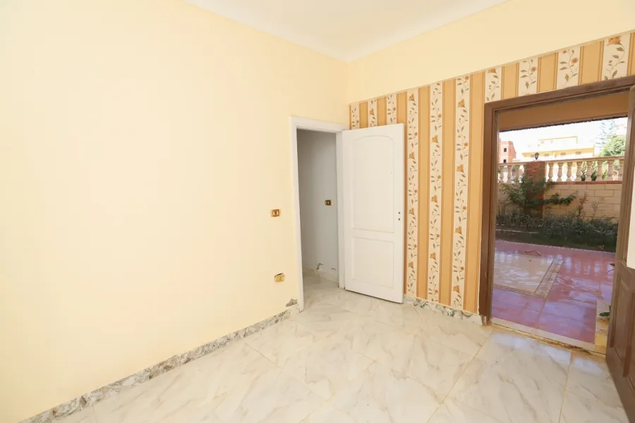 فيلا للبيع 320م الساحل الشمالى (قريه سلاح المهندسين بالقرب من من كارفور العروبه)