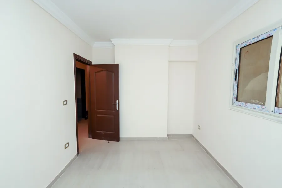 شقة للايجار 185م بولكلي (ش مصطفى كامل الرئيسي)