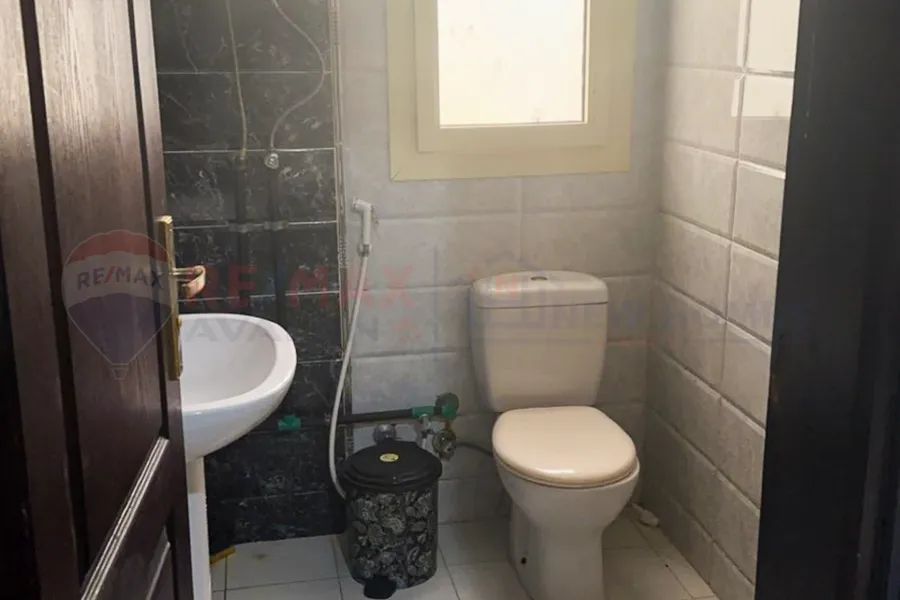 فيلا للبيع ( ستيلا هايتس ) الساحل