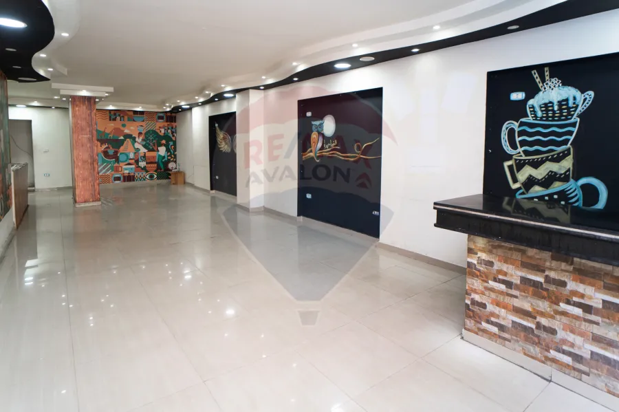 محل للايجار 88 م لوران (أول نمرة من ش الاقبال)