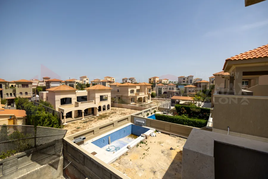 فيلا توين هاوس للبيع 360 م كينج مريوط (اليكس ويست)