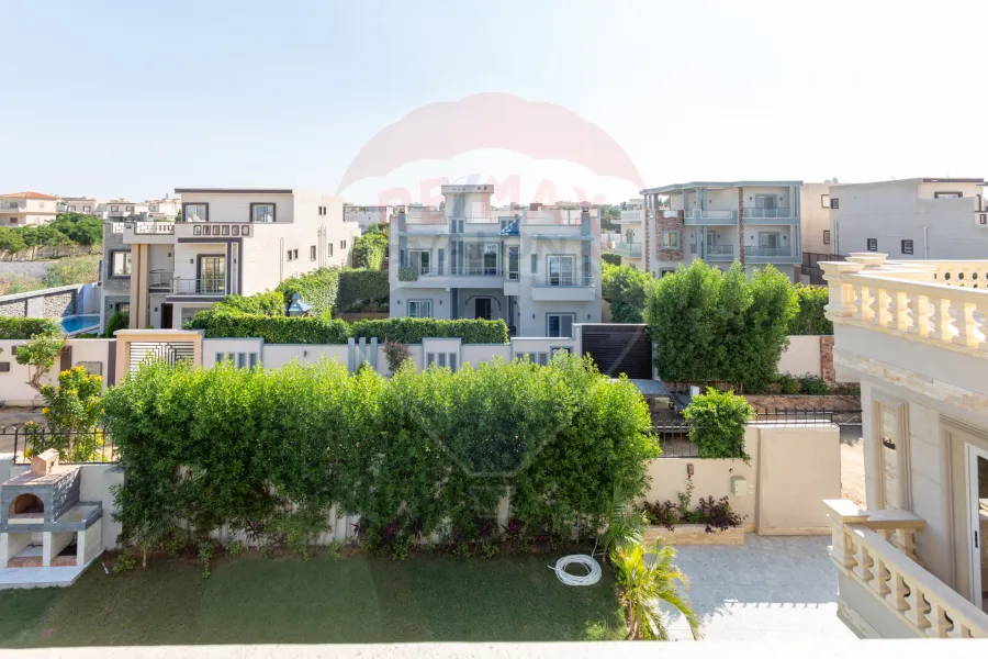 فيلا تاون هاوس للإيجار840 م الكينج مريوط (تقسيم البحر المتوسط)