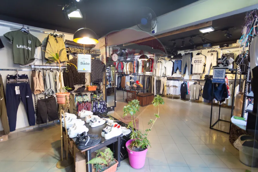 Shop for rent 70 m Janaklis (Abu Qir St.)