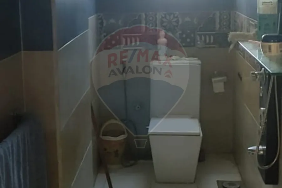 شقة دوبلكس للبيع 270 م المندرة (متفرع من ش جمال عبد الناصر)