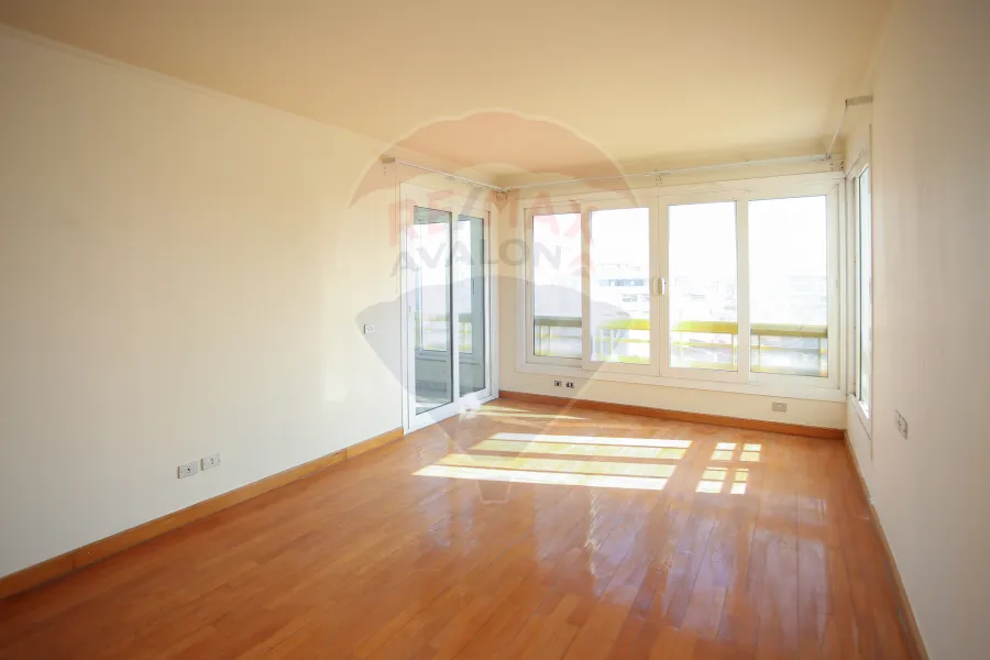 Apartment for sale 335 m Zezinia (directly on the sea)