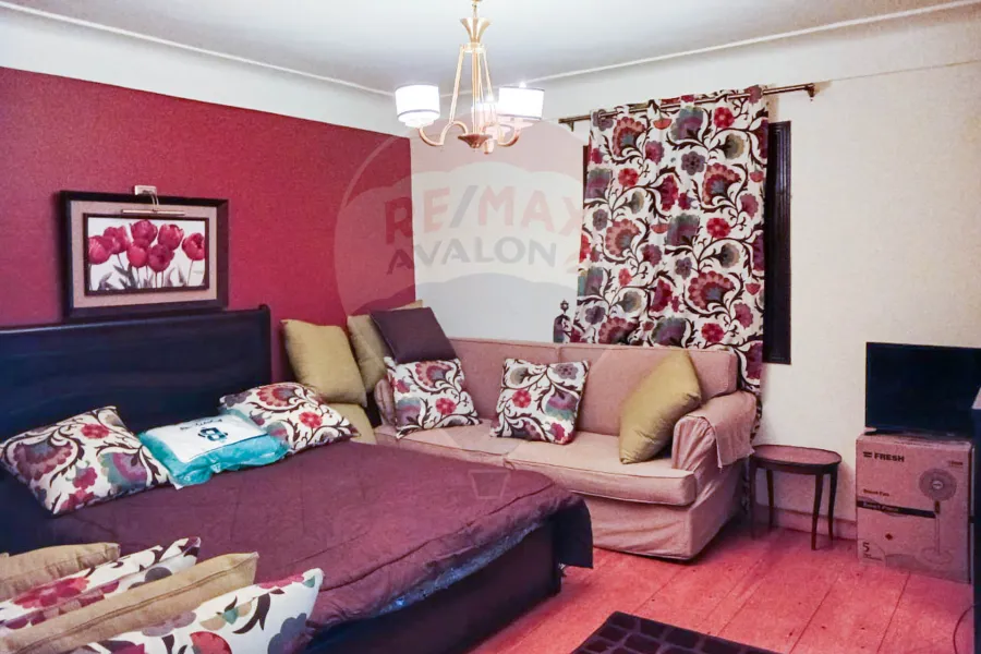 شقة للايجار المفروش 110 م سابا باشا (بجوار مستشفي الكتاركت)