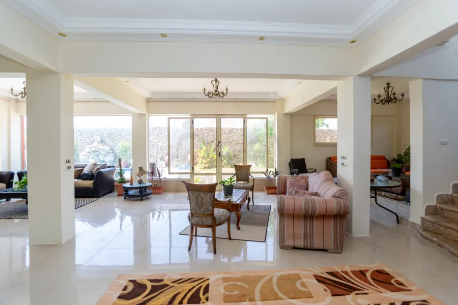 فيلا ستاند الون للايجار المفروش 1,150 م (قرية فيردنيا - الساحل)