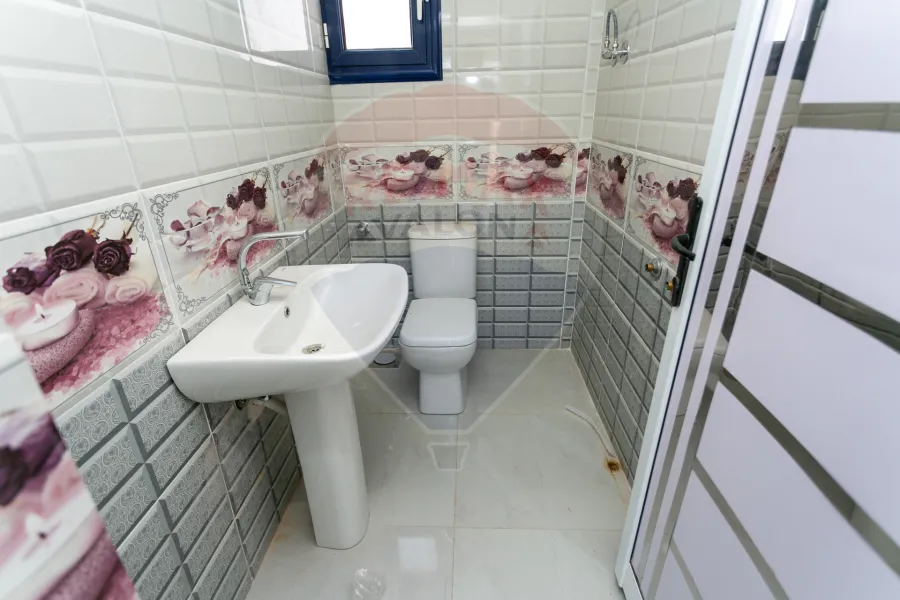 فيلا ستاند الون للبيع (قرطاج) 235 م