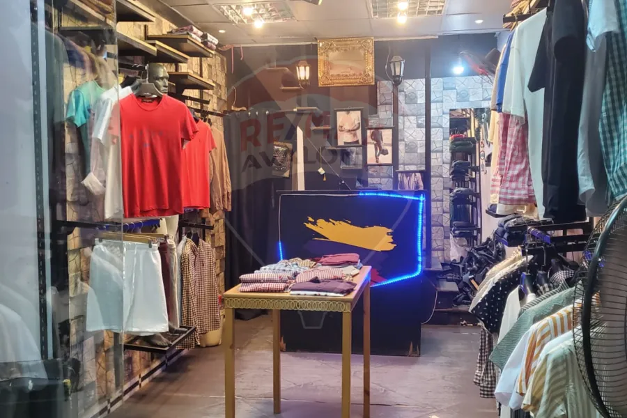 محل للبيع 30 م ميامي (خطوات من ش جمال عبد الناصر)