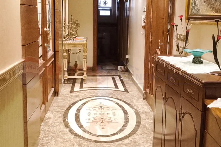 شقة مفروشة للايجار 345 م الابراهيمية (علي الترام مباشرة)