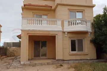 Stand alone villa for sale 401 m King Mariout (King Heights compound)